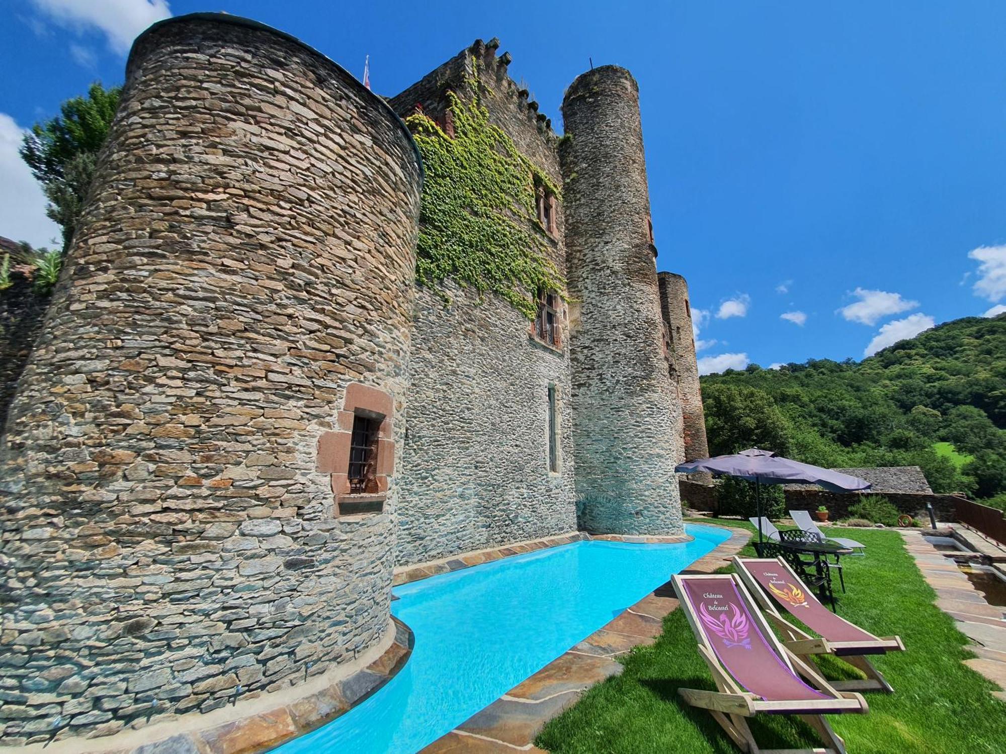 Chambre d'Hôtes au Château de Belcastel Belcastel  Exterior foto